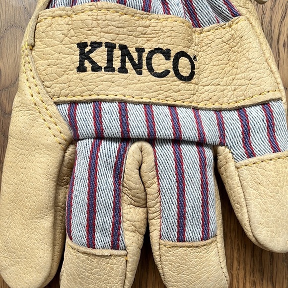 Small Kinco Heat-keep Insulated Leather Knit Wrist Glove for Skiing or for Work - Picture 2 of 9